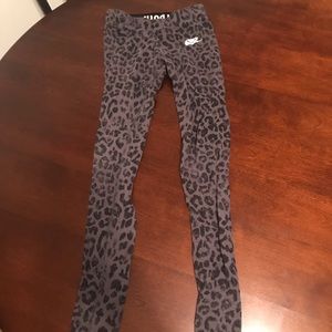 Nike leggings